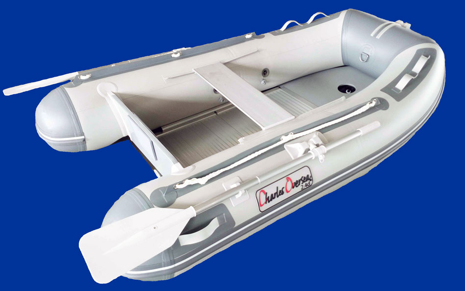 Bateau Charles Oversea 2.4d