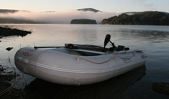 bateau peche avec moteur electrique